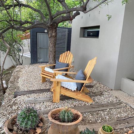 Herzinger Boutique Guesthouse Klein Windhoek Esterno foto