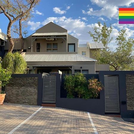 Herzinger Boutique Guesthouse Klein Windhoek Esterno foto