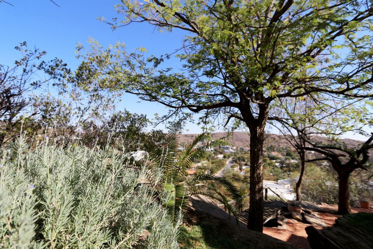 Herzinger Boutique Guesthouse Klein Windhoek Esterno foto