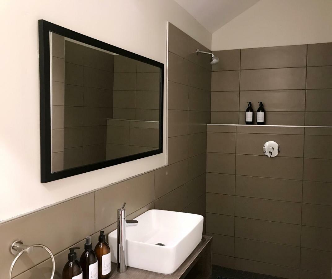Herzinger Boutique Guesthouse Klein Windhoek Esterno foto